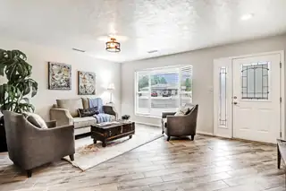 7105 Luella Anne Drive NE 