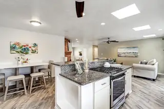 7105 Luella Anne Drive NE 