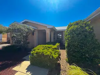 2613 Sandia Loop NE 