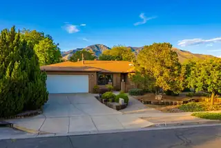 4112 Blue Ridge Place NE 