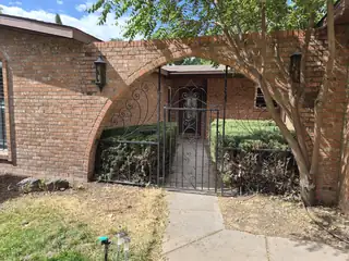 1020 Stuart Road NW 