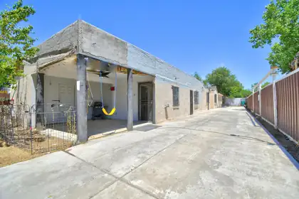 1508 Vito Romero Road SW, Albuquerque