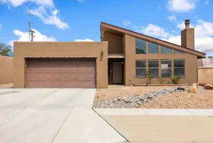 2424 Wisconsin Street NE, Albuquerque