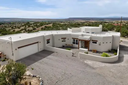 29 Ridge Road, Placitas