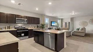 1499 Las Colinas Road NW 