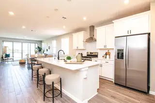 3305 Wolf Tail Loop NE 