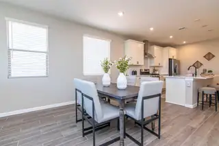 3305 Wolf Tail Loop NE 