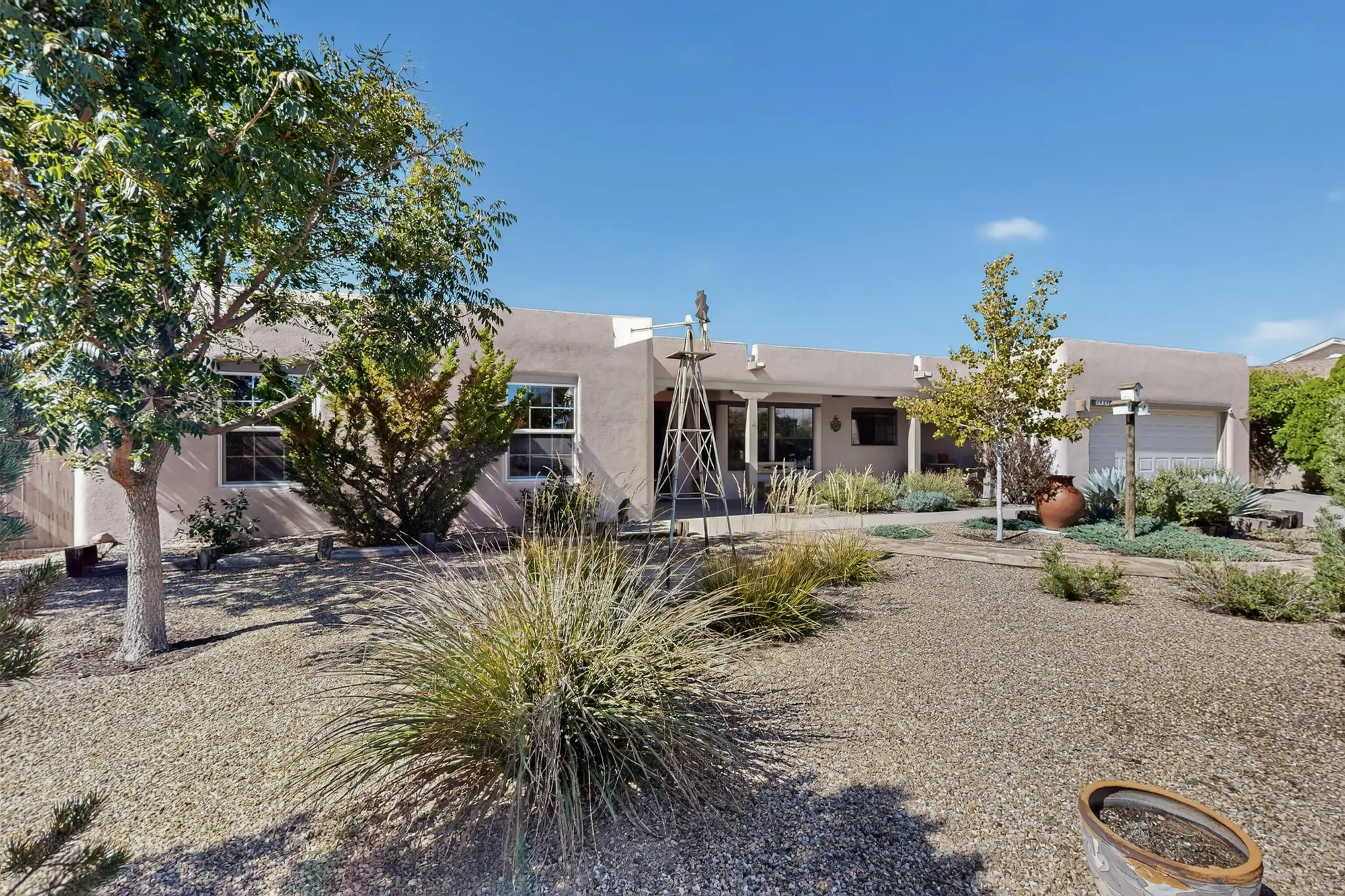 1425 Crestview Drive SW
