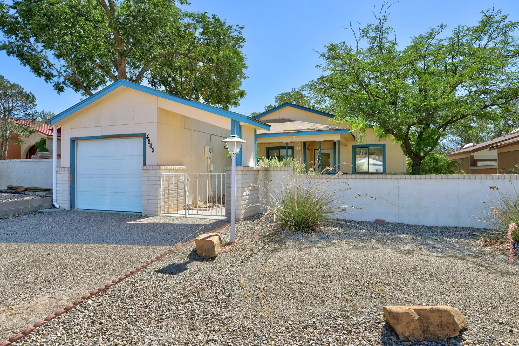 4862 Platinum Loop NE