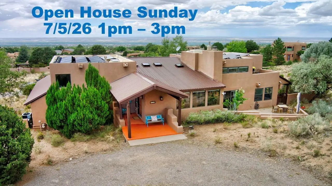 532 Roadrunner Lane NE
