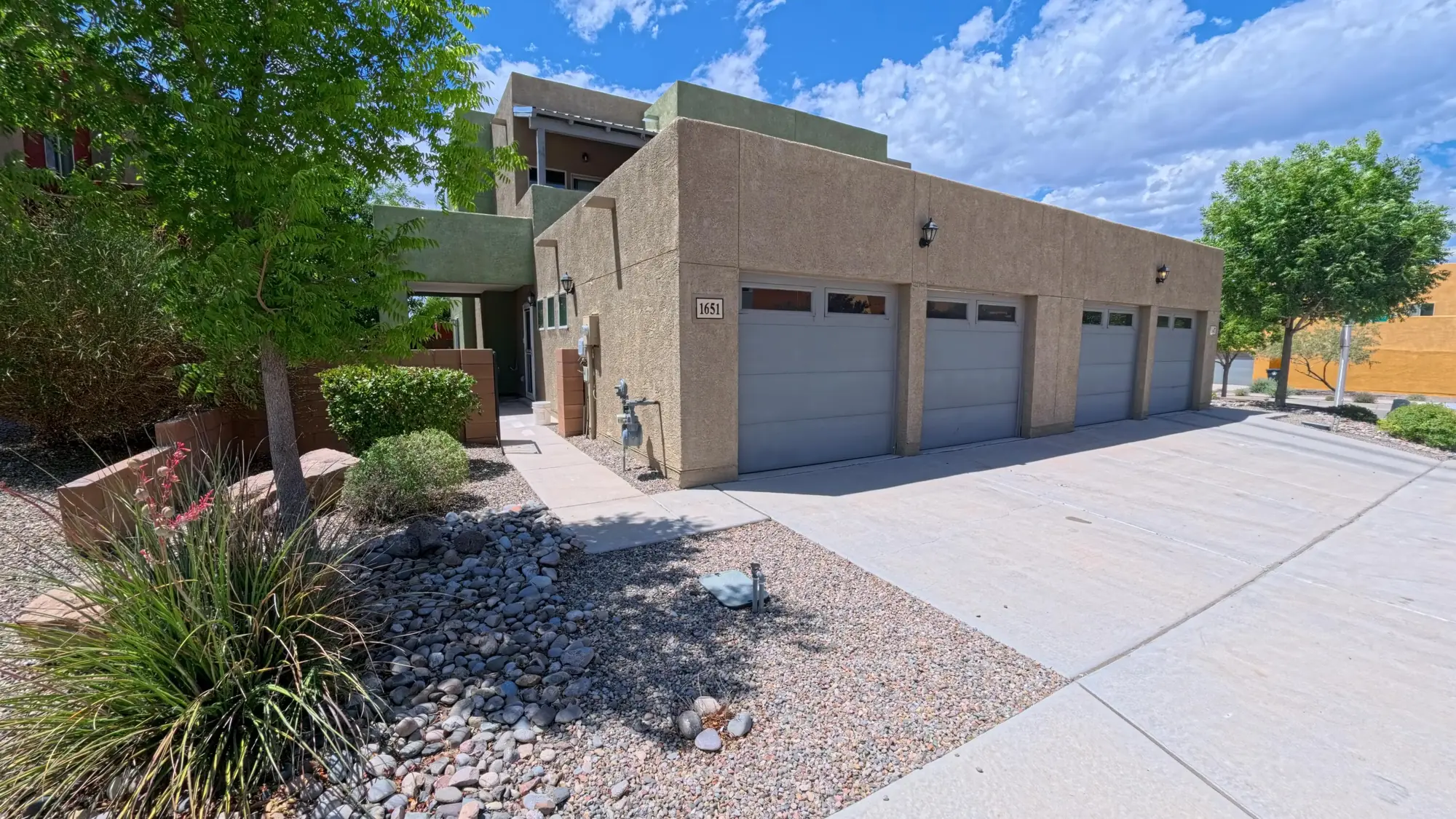 1651 Domino Drive SE