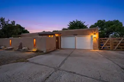 3300 La Mancha Drive NW, Albuquerque 