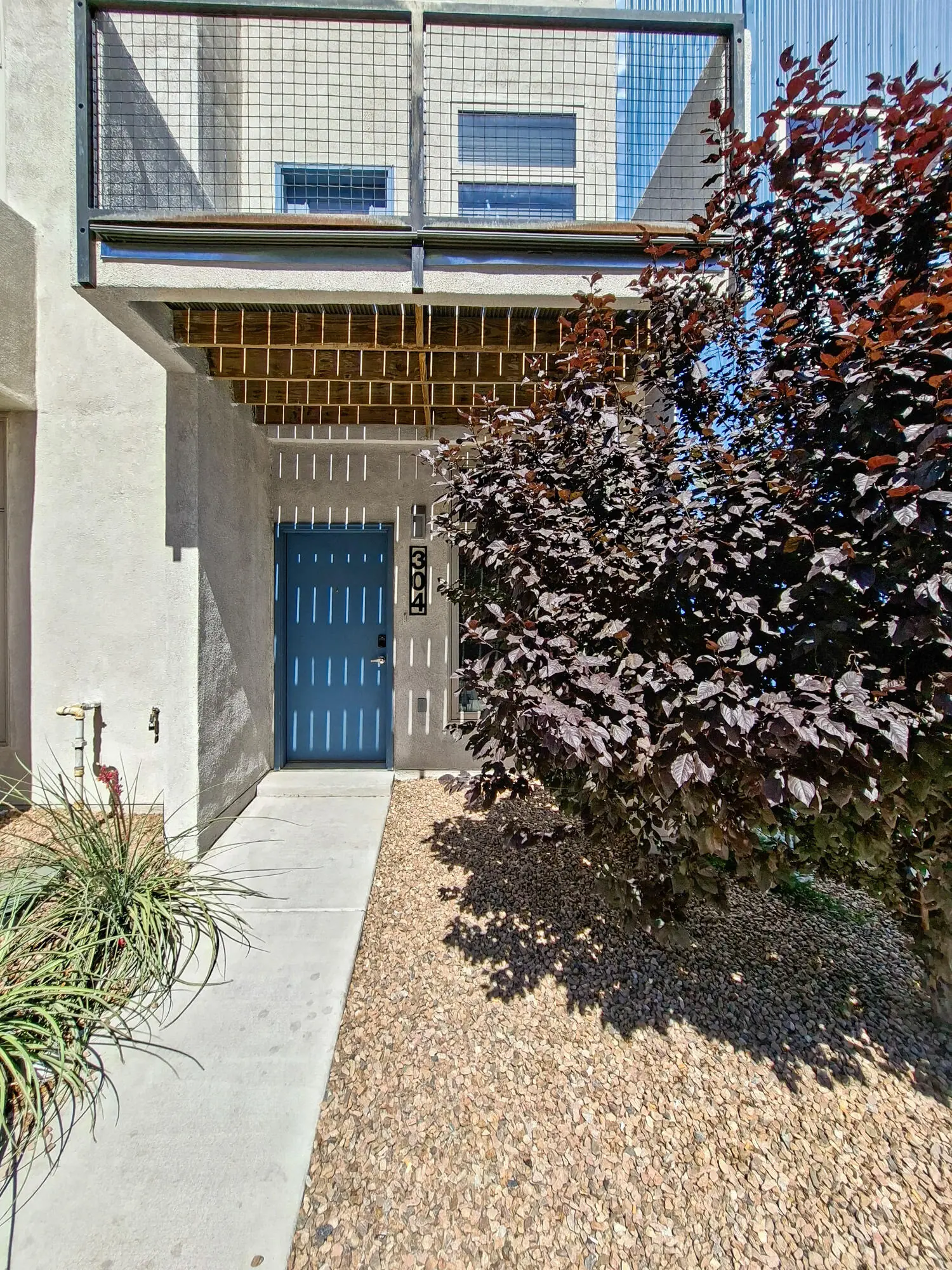 304 Titanium Street SW