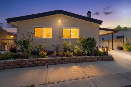 8512 Stream Street NE, Albuquerque