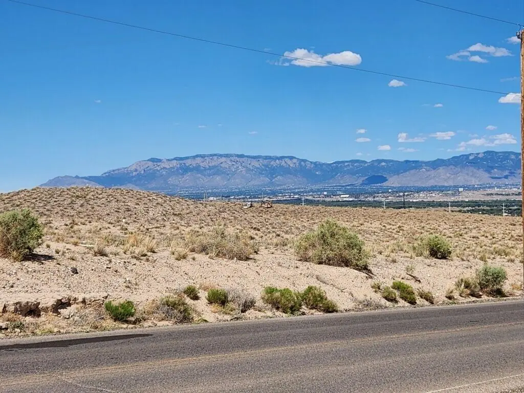 On Pajarito (DFE) Road SW