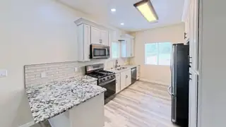 8 Servis Farm Road # A 