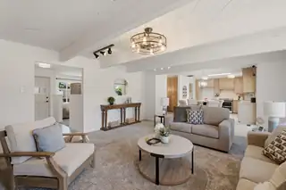 9613 Academy Hills Drive NE 