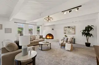 9613 Academy Hills Drive NE 