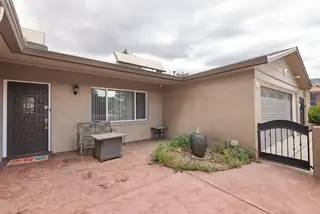 4705 Oahu Drive NE 