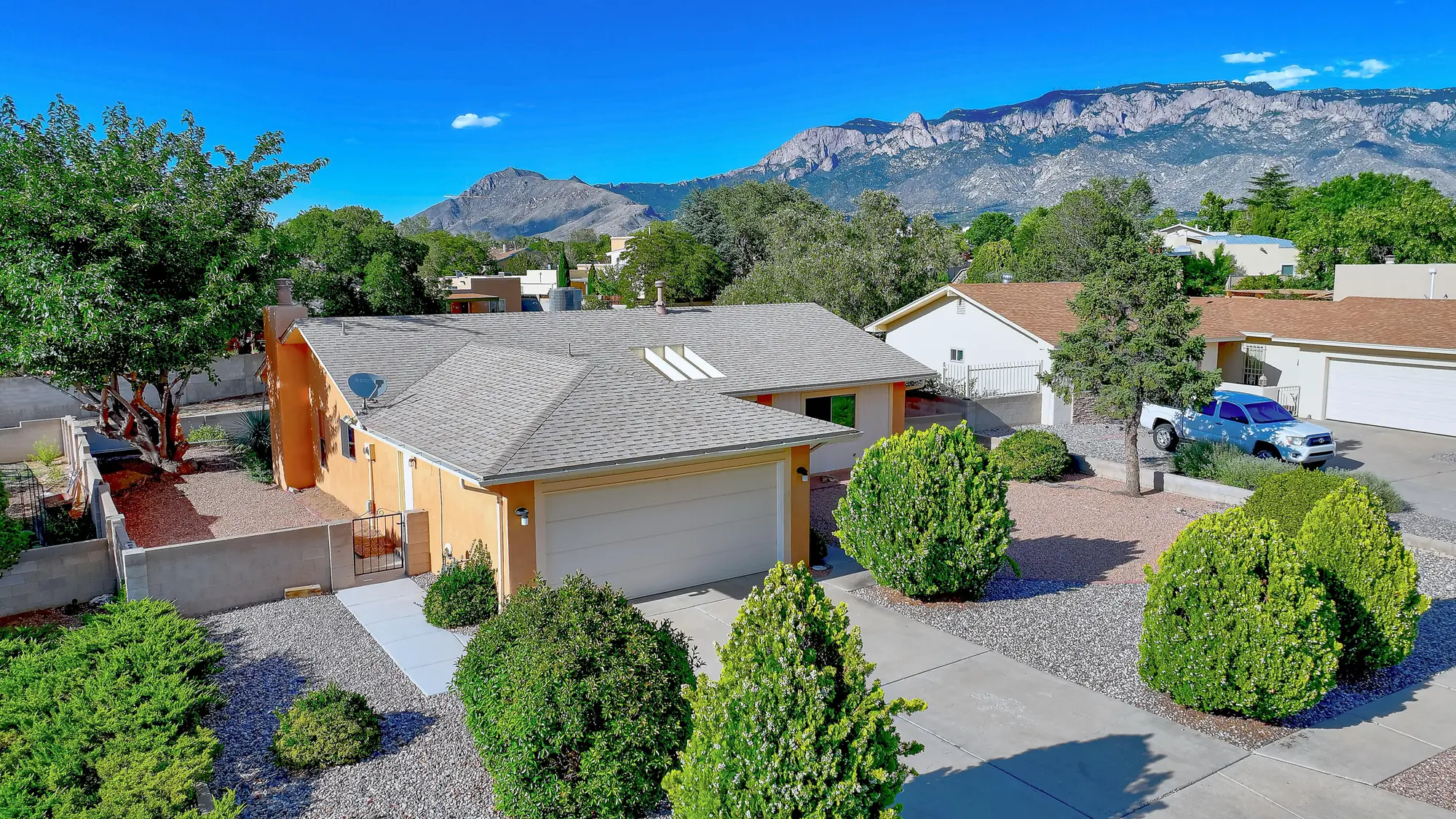 7808 Pioneer Trail NE