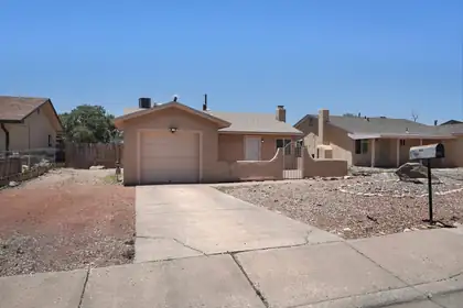 241 Shirley Street NE, Albuquerque