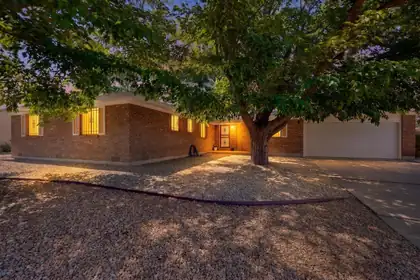 7700 Pickard Avenue NE, Albuquerque