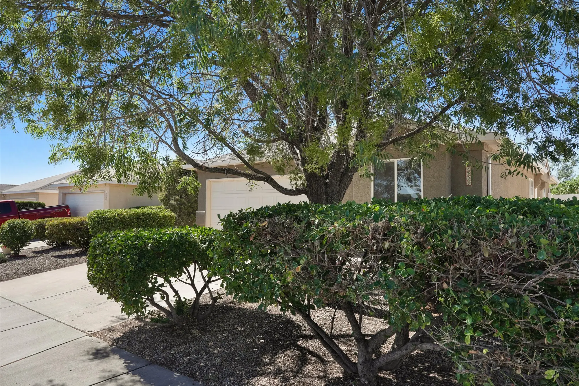 8724 N La Vida Lane SW