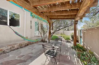 1010 Princeton Drive SE 
