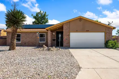 4747 Limestone Drive NE, Rio Rancho