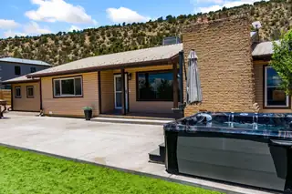 111 Rincon Loop Road 