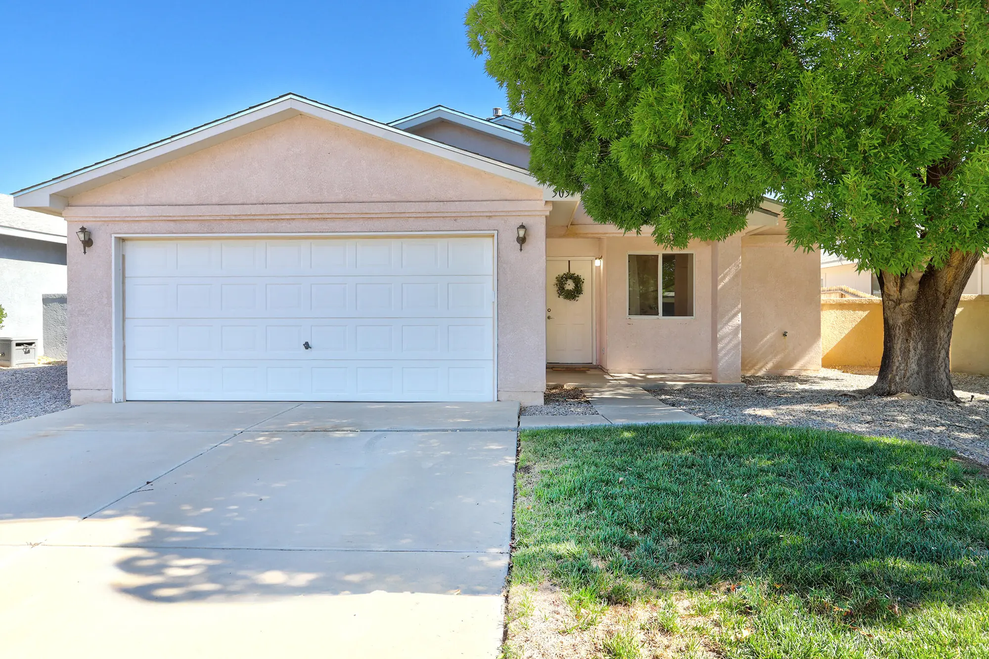 505 Cimarron Meadows Drive NE