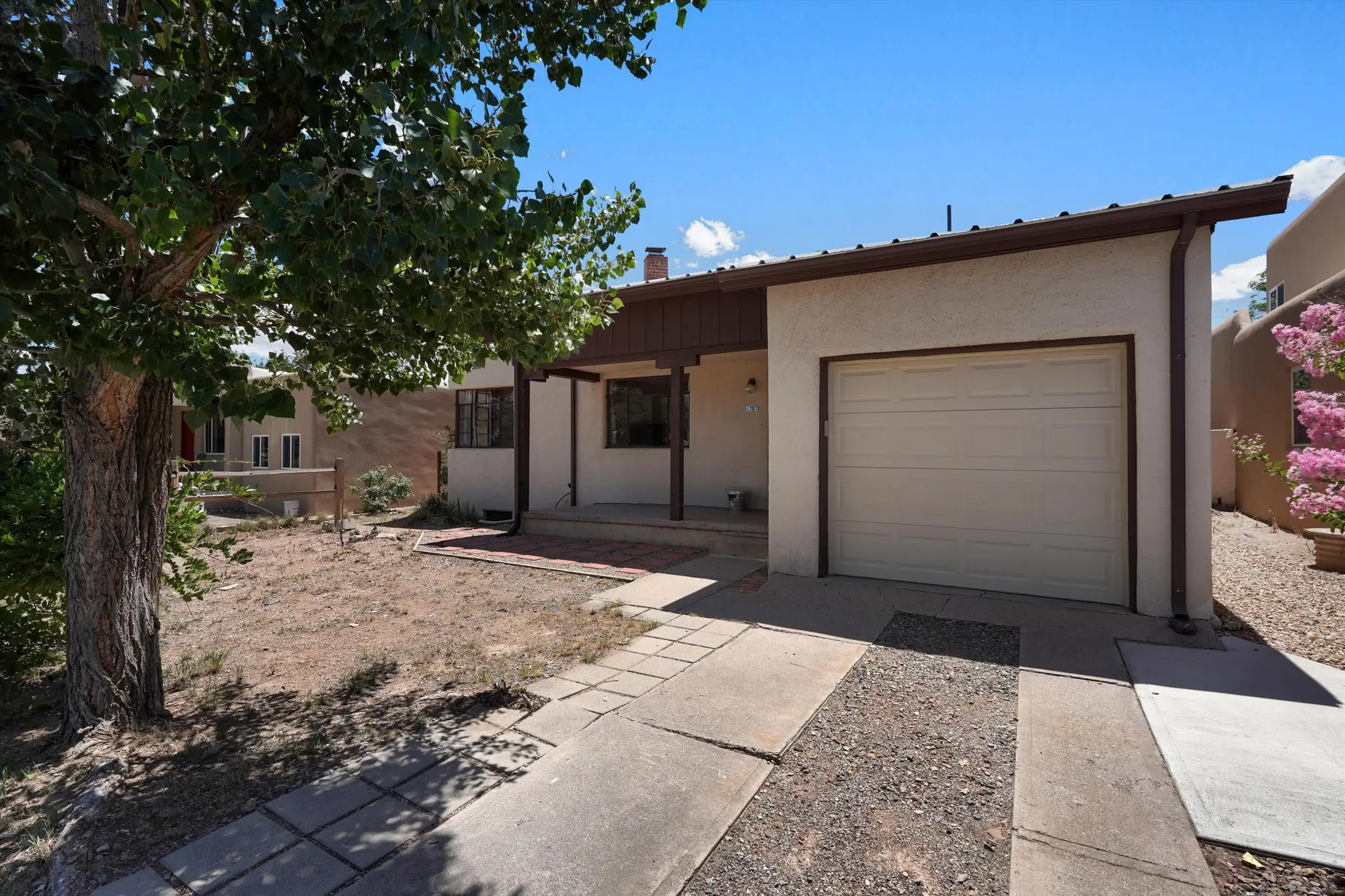 1707 Ridgecrest Drive SE