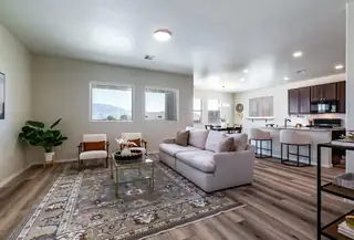 4381 Lauren Loop NE 