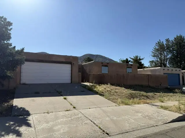 4100 Cibola Village Drive NE