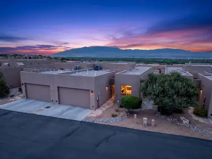 52 Wind Road NW, Albuquerque