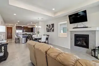 4453 Golden Eagle Loop NE 