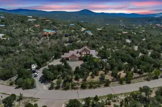 2 Tablazon Valley Drive 