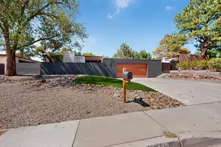 8413 Aztec Road NE 
