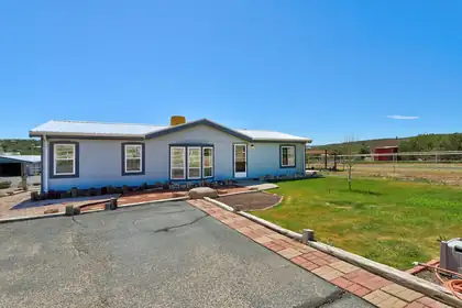 16 Stagecoach Junction Road, Sandia Park
