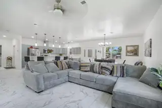 9 Elias Road 