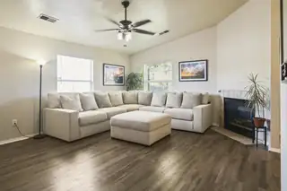 2300 Cosmos Drive SW 