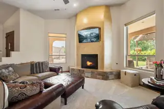 323 Nuevo Hacienda Lane NW 