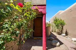 9633 De Vargas Loop NE 