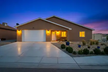 1368 Bluejay Circle, Farmington 