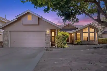 4604 Trace Way Avenue NW, Albuquerque