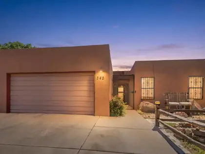 342 Sunset Farm Place SW, Albuquerque