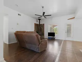 342 Sunset Farm Place SW 