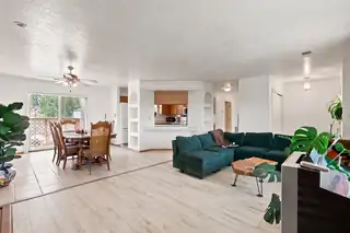 2 Walker Court 