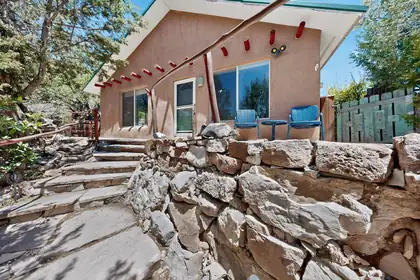 21 Ojitos Place, Jemez Springs