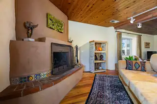 2016 Louise Avenue SW 